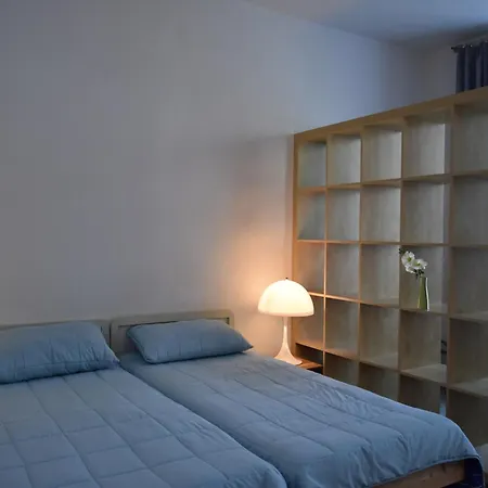 بيت للعطل Modern In Near Sea